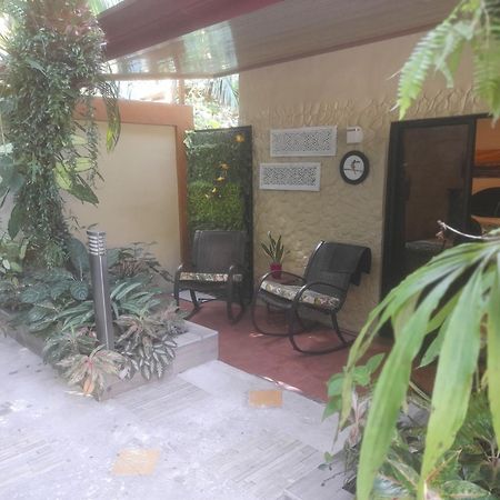 מנואל אנטוניו Coyaba Tropical Elegant Adult Guesthouse מראה חיצוני תמונה