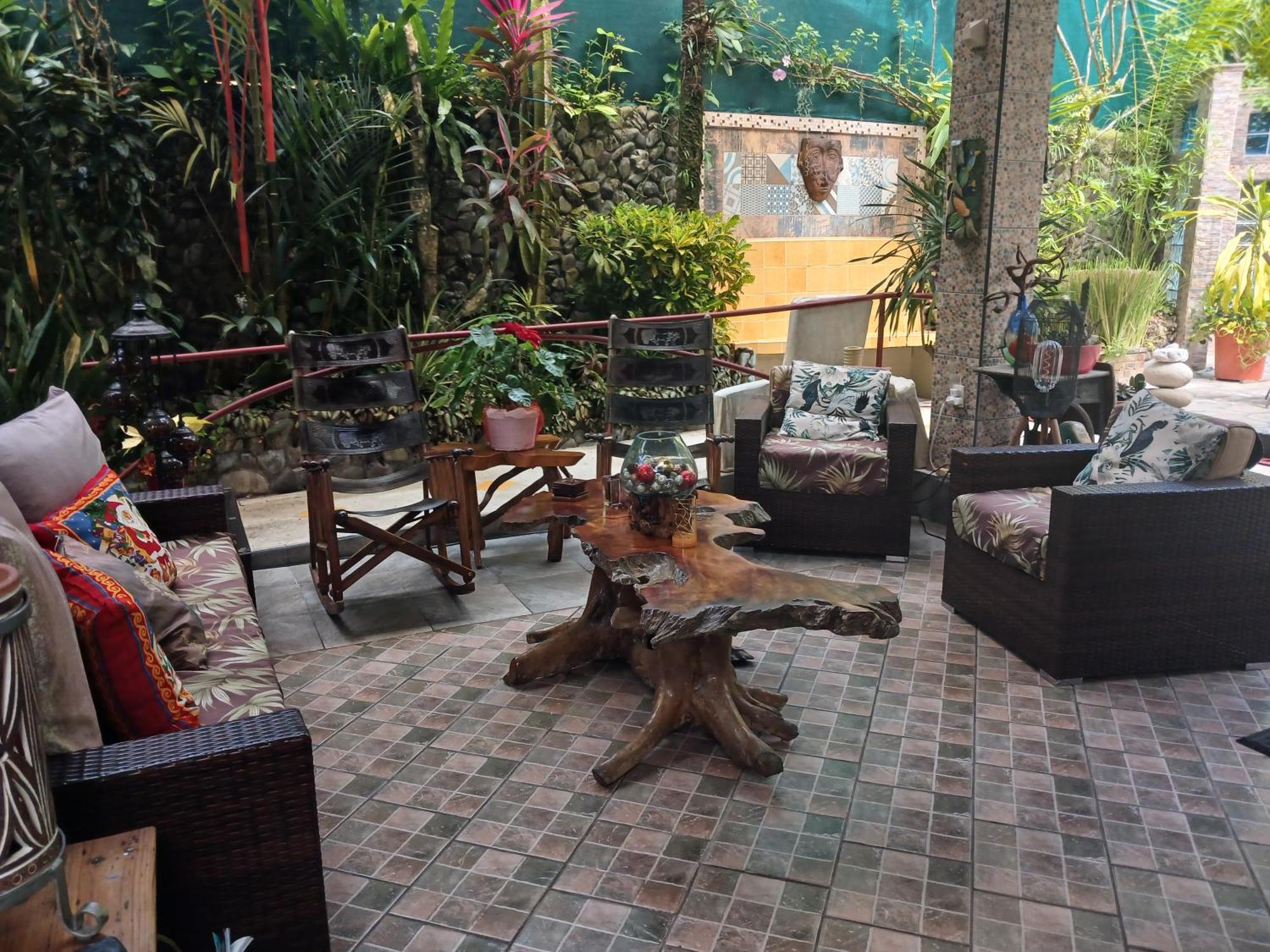 מנואל אנטוניו Coyaba Tropical Elegant Adult Guesthouse מראה חיצוני תמונה
